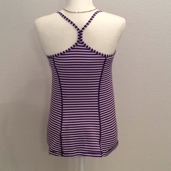 NIKE Dry-Fit Running Tank - Picture 5 of 7